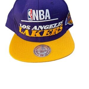 Hardwood Classics Mitchell and Ness Los NBA Angeles Lakers SnapBack Hat.